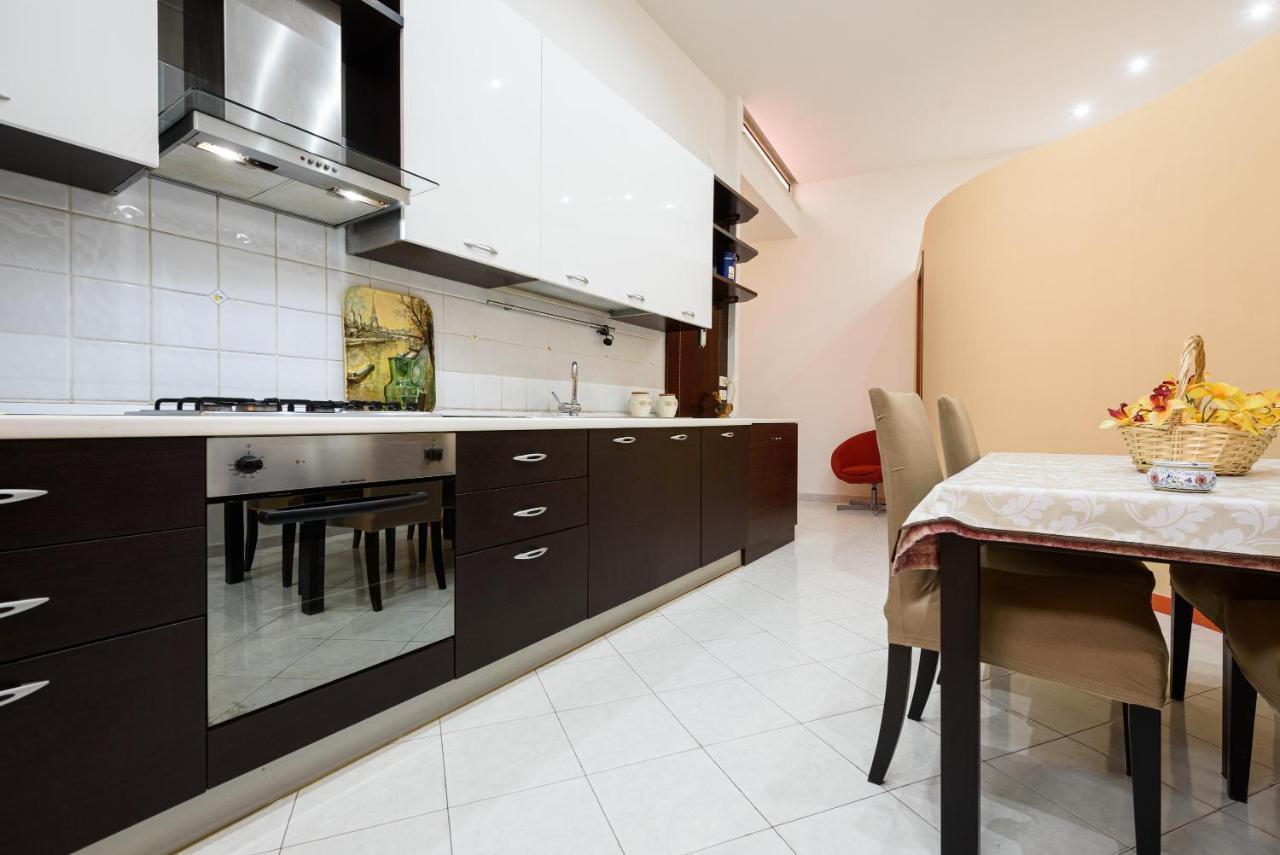 Via Avvocata 25 Apartment Naples Exterior photo